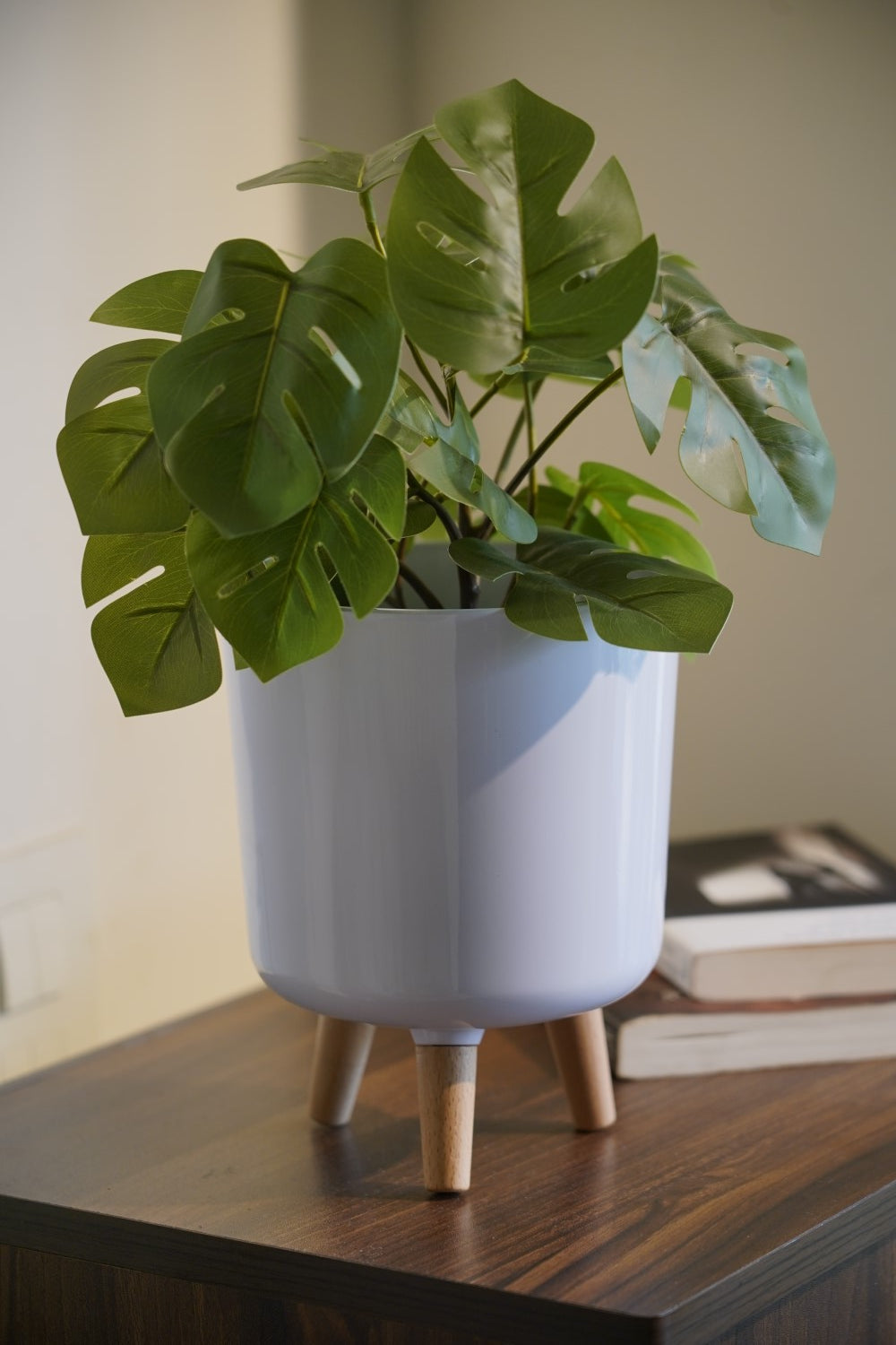 indoor plant pot with legs Shop Luna Footed Series 2